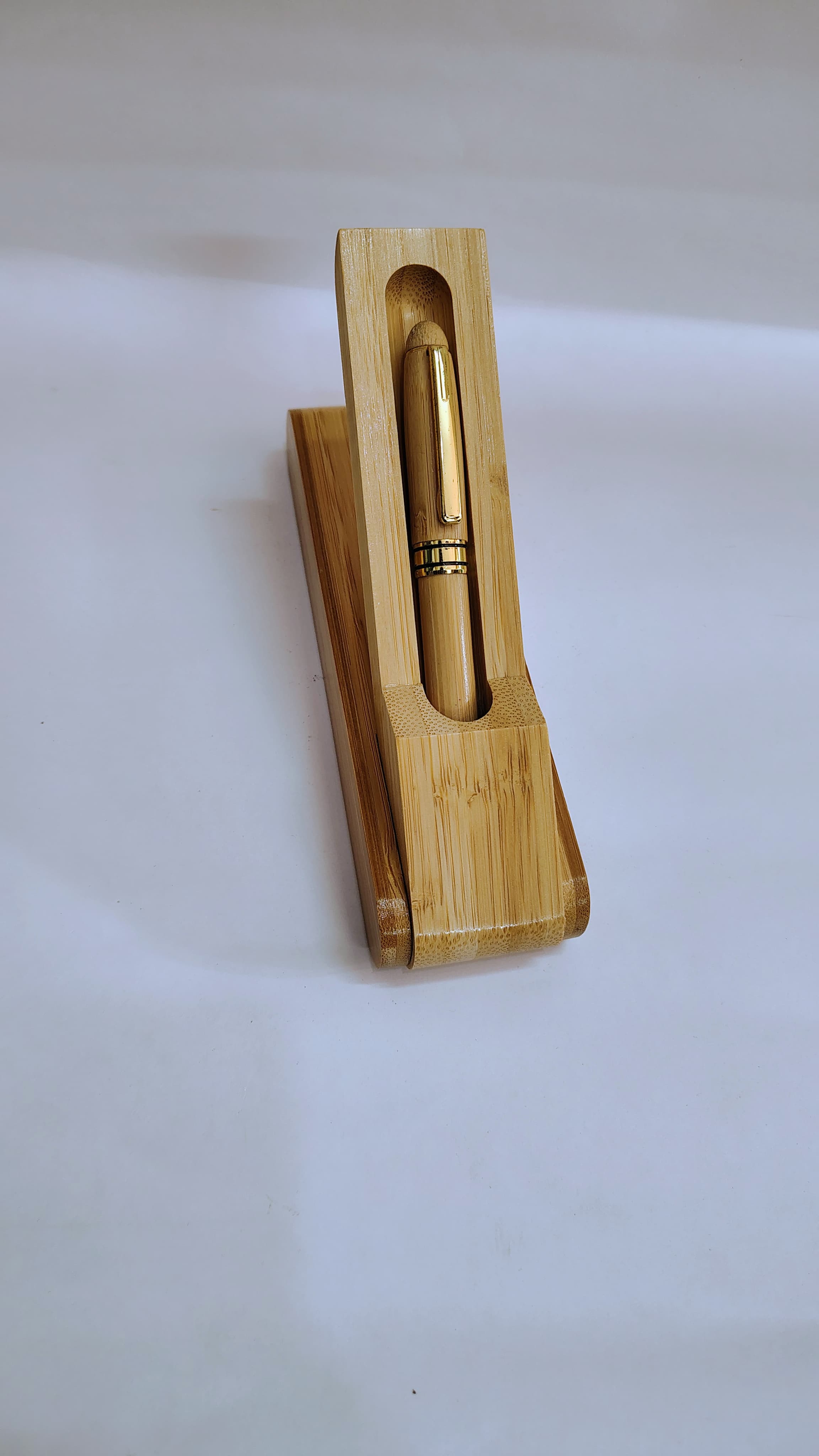 Single Pen with Standup Box